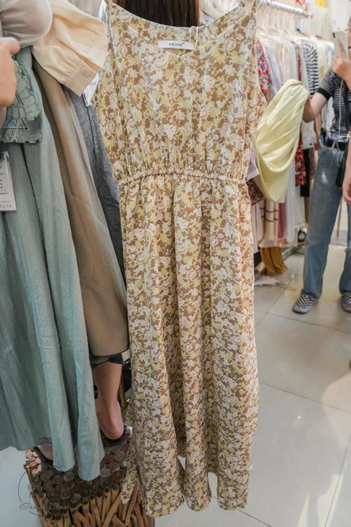 年中清倉！服裝批發城熱賣進行時，10元起500元一麻袋